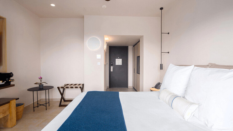 Bungalow Garden View